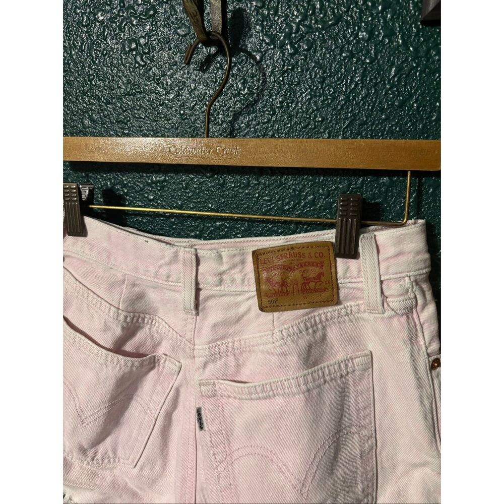Levi’s Denim Button Fly 501 Cut Off Shorts Sz 29 Pink - Picture 4 of 5
